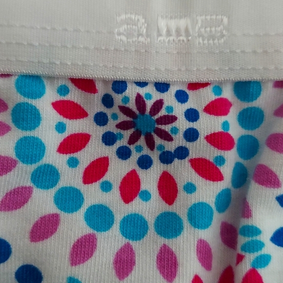 Multi-colored Pinwheel Print Panties - Picture 5 of 6